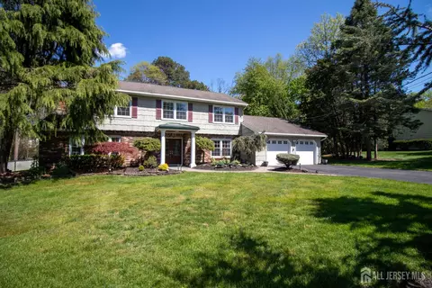 142 Monmouth Rd, Monroe, NJ 08831