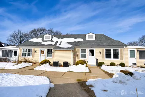 148 Old Nassau Rd #C, Monroe, NJ 08831