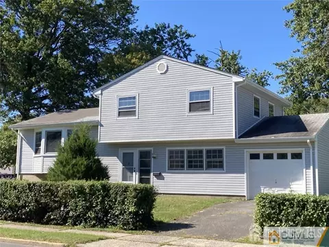 457 Ford Ave, Fords, NJ 08863
