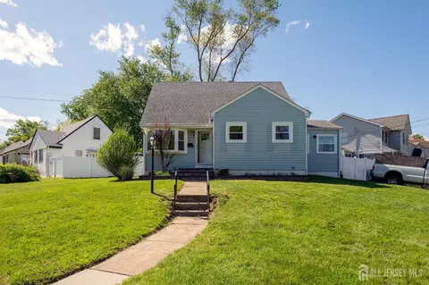 24 Old Stage Rd, East Brunswick, NJ 08816