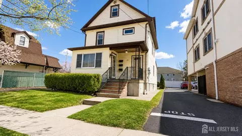107 Madison Ave, Dunellen, NJ 08812