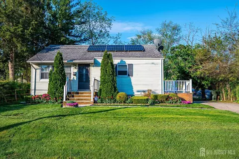 174 Runyon Ave, Somerset, NJ 08873