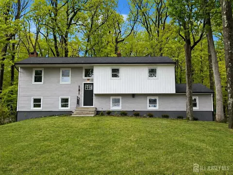 962 Brown Rd, Bridgewater, NJ 08807