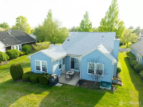 65 Yorkshire Dr, Monroe, NJ 08831