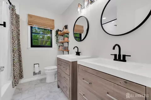 Bath - 52 Eileen Way, Edison, NJ 08837 photo 2 of 2