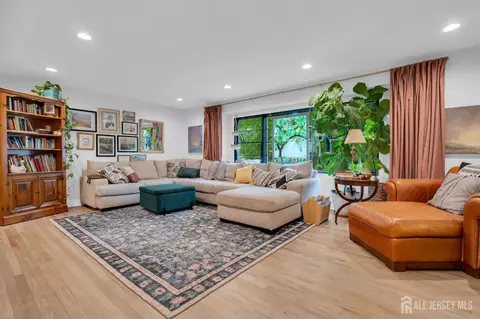 Living - 52 Eileen Way, Edison, NJ 08837 photo 1 of 2
