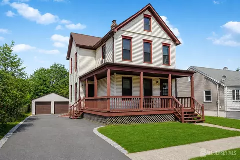 12 Fox Rd, Edison, NJ 08817