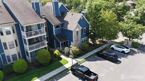 96 Longfield Ct, East Brunswick, NJ 08816