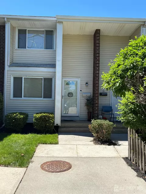 9 Quincy Cir #S, South Brunswick, NJ 08810