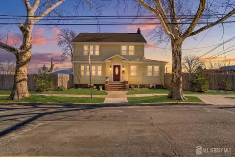 241 Hillside Rd, Elizabeth, NJ 07208