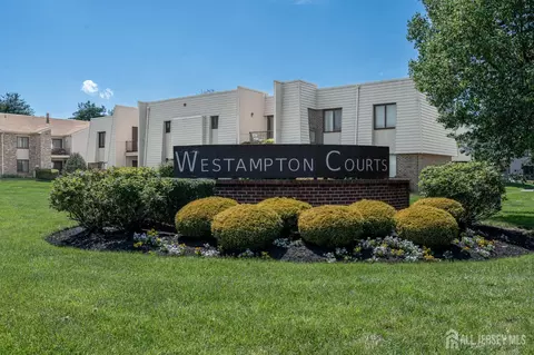 1008 Arborley Ct, Westampton, NJ 08060