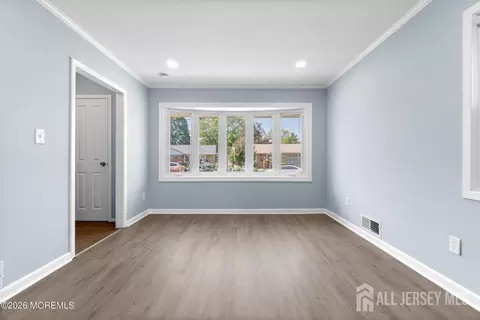 Living - 31 Stevens Rd, Edison, NJ 08817 photo 3 of 3