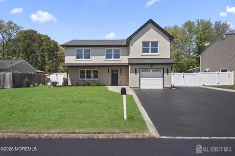 6 Judy Ct, Old Bridge, NJ 08857