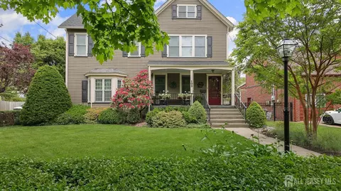 103 S 1st Ave, Highland Park, NJ 08904