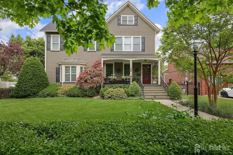 103 S 1st Ave, Highland Park, NJ 08904