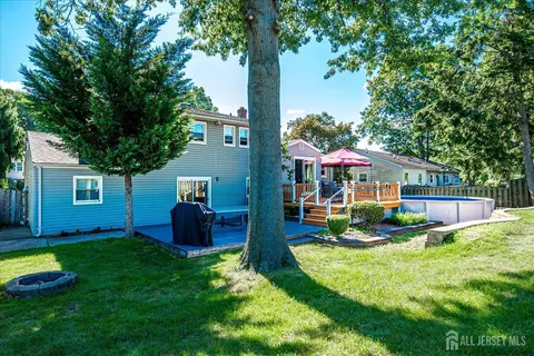 Exterior - 27 Eileen Way, Edison, NJ 08837 photo 6 of 7