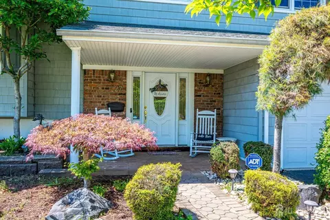 Exterior - 27 Eileen Way, Edison, NJ 08837 photo 4 of 7