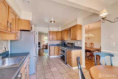 Kitchen - 27 Eileen Way, Edison, NJ 08837 photo 1 of 3