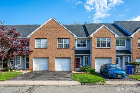 268 Shady Oak Ct, Piscataway, NJ 08854
