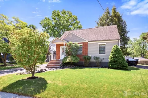 817 Dunellen Ave, Dunellen, NJ 08812