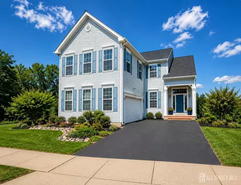 31 Hawthorn Dr, Plainsboro, NJ 08536