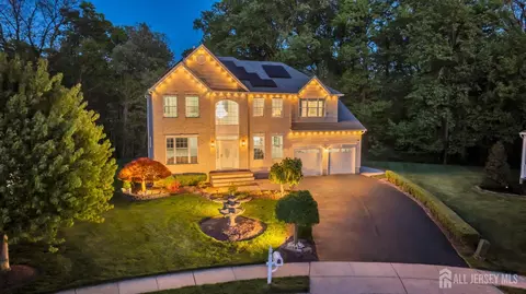 73 Stratton Rd, Matawan, NJ 07747