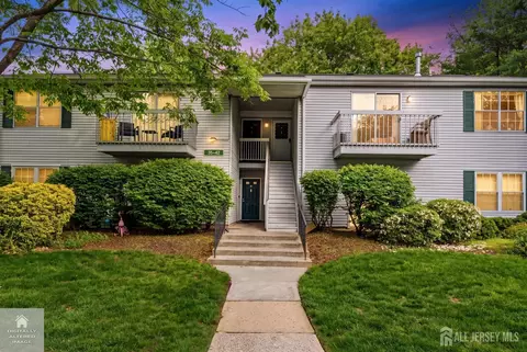 37 Morgan Pl, East Brunswick, NJ 08816