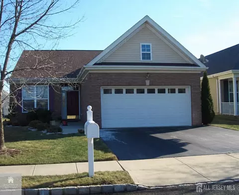 45 Prusakowski Blvd, Parlin, NJ 08859