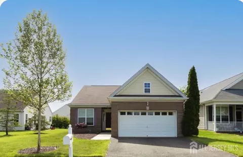 45 Prusakowski Blvd, Parlin, NJ 08859