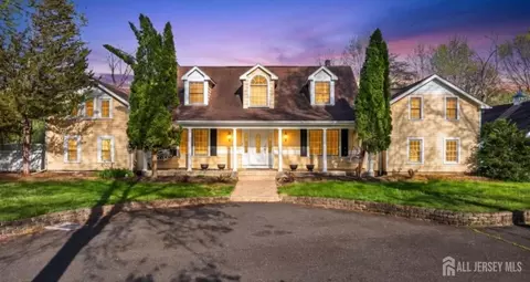 325 Matchaponix Rd, Monroe Township, NJ 08831