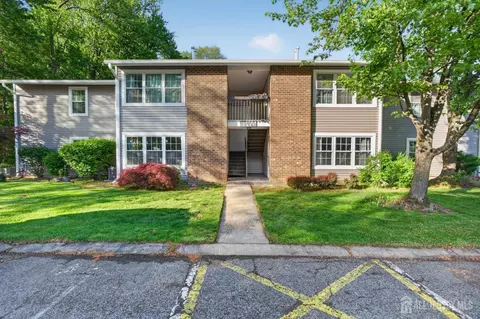 99 Pennsylvania Ave, North Brunswick, NJ 08902