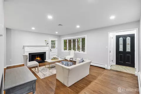 3 Ranger Rd, East Brunswick, NJ 08816