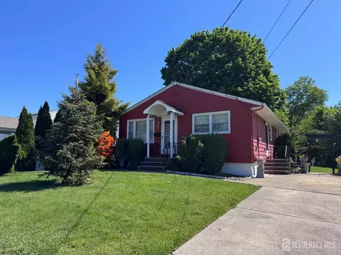 17 Petty Ave, East Brunswick, NJ 08816