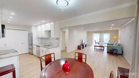 9 Aspen Plz # -C, Monroe, NJ 08831