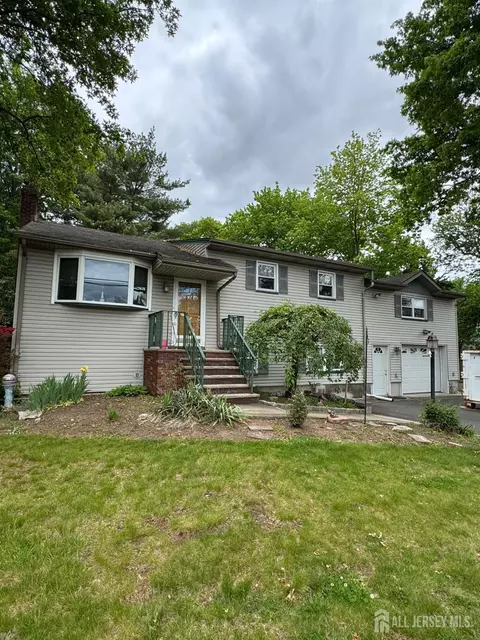 205 Fleet Ave, Edison, NJ 08820