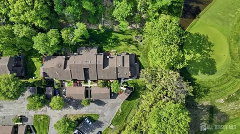 View/Area - 208 Hidden Hollow Ct, Edison, NJ 08820 photo 1 of 1