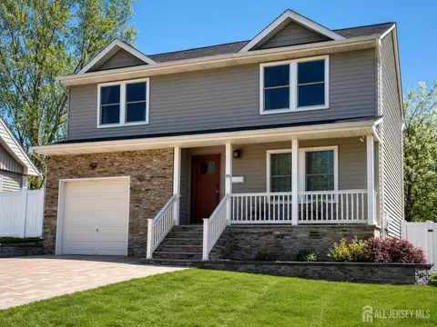 99 Clyde Ave, Hopelawn, NJ 08861