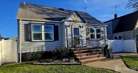 59 Lee Ave, Perth Amboy, NJ 08861