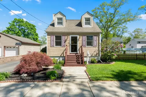 241 Fernhead Ave, Monroe, NJ 08831
