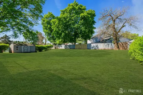 Exterior - 3 Wilton Ave, Middlesex, NJ 08846 photo 8 of 12