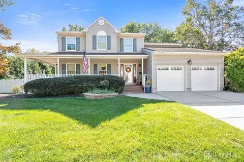 12 Ellingham Ave, Monroe, NJ 08831