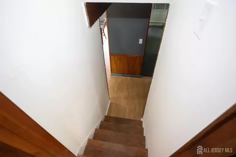 Entry Way - 8 Stony Rd, Edison, NJ 08817 photo 4 of 4