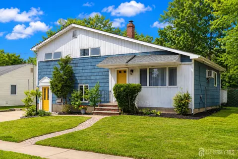 Exterior - 8 Stony Rd, Edison, NJ 08817 photo 2 of 8