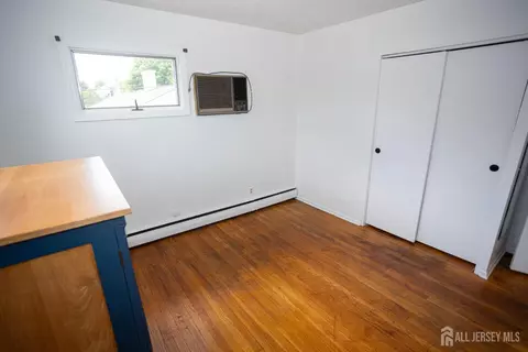 Bedroom - 8 Stony Rd, Edison, NJ 08817 photo 5 of 8