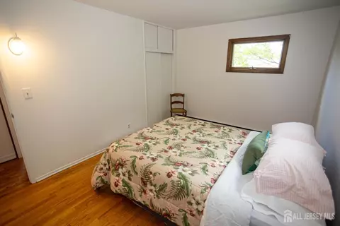 Bedroom - 8 Stony Rd, Edison, NJ 08817 photo 2 of 8