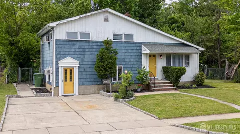 Exterior - 8 Stony Rd, Edison, NJ 08817 photo 8 of 8