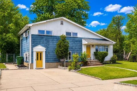 Exterior - 8 Stony Rd, Edison, NJ 08817 photo 4 of 8