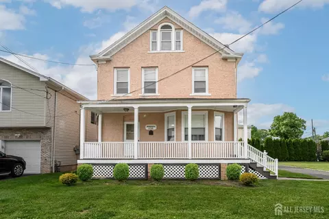 1120 Madison Hill Rd, Clark, NJ 07066