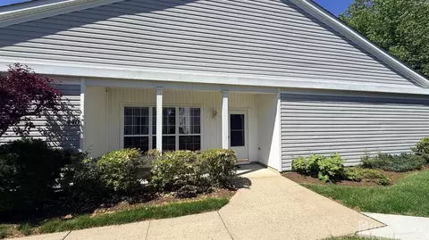 440 Bluebird Dr, Monroe, NJ 08831