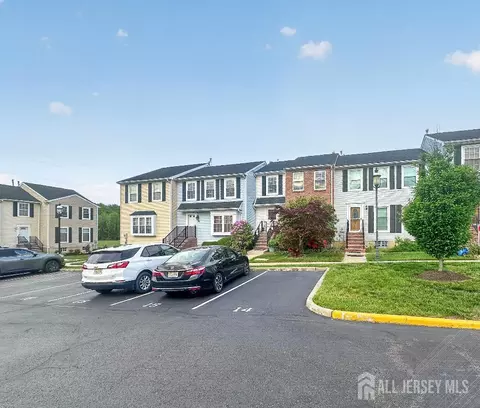 14 Pero Ct, Sayreville, NJ 08872